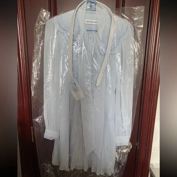 Beautiful Self portrait mini dress size 0 - Picture 9 of 9